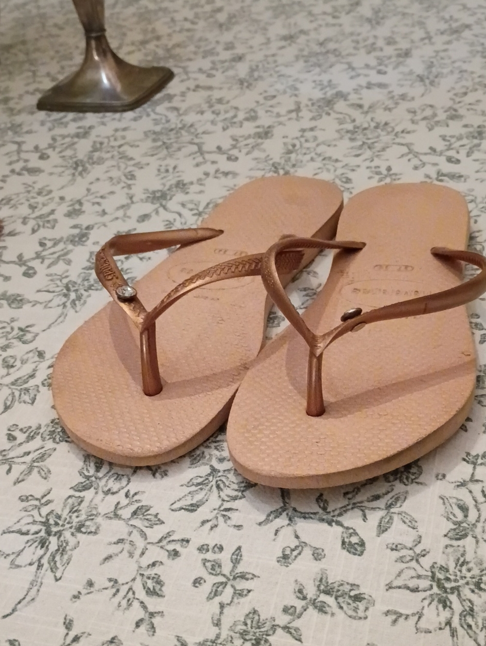 Havaianas Women’s Flip Flops in Rose Bronze